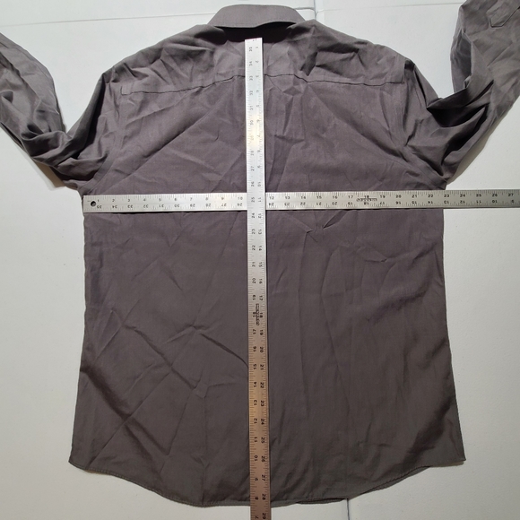 Untuckit Shirt Mens Large Gray Wrinkle Free Preppy Work Casual Button Front - Picture 4 of 5